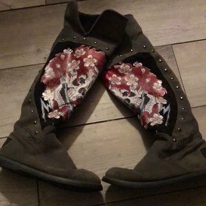 Grey Ed Hardy Boots